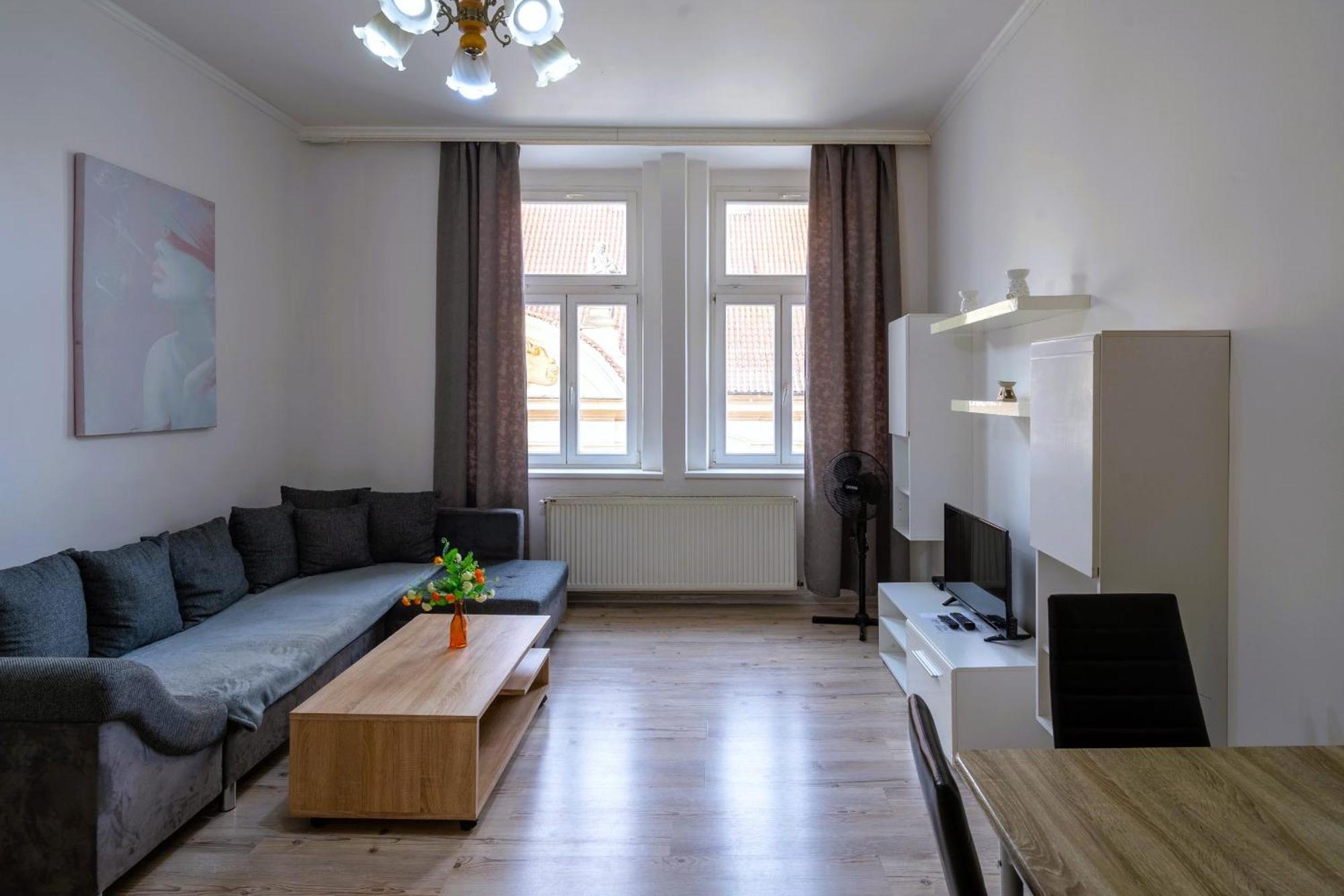 Downtown Apartments Praga Exterior foto